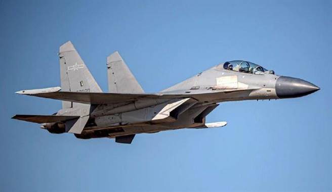 歼-16机。空军提供