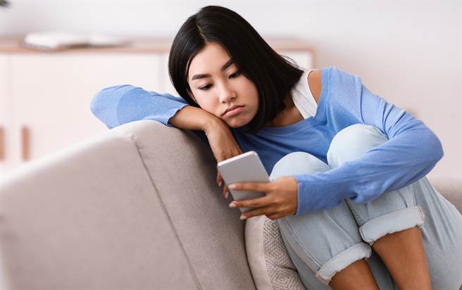 生肖属牛、龙、羊、鸡、猪的人10月运势不佳，要注意守财、防小人。（示意图／shutterstock）