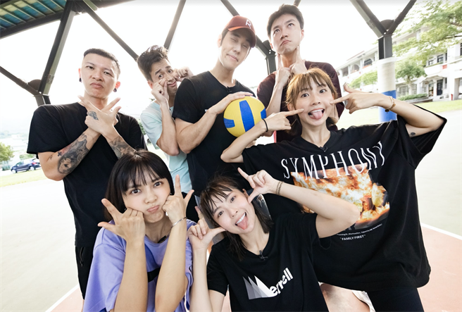 《全明星觀察中》的家人也帶江宏傑一起玩了許多遊戲。（好看娛樂提供）