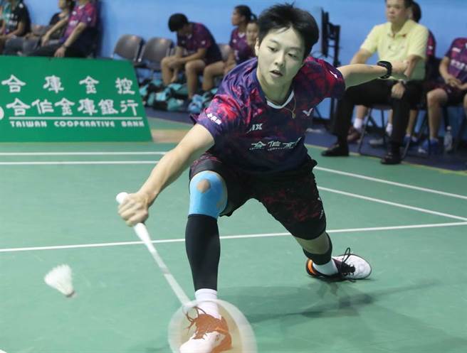 在白驭珀点开胡带动下，中华女子羽球队在优霸杯小组赛第2战轻取大溪地，提前确定晋级8强。（报系资料照）