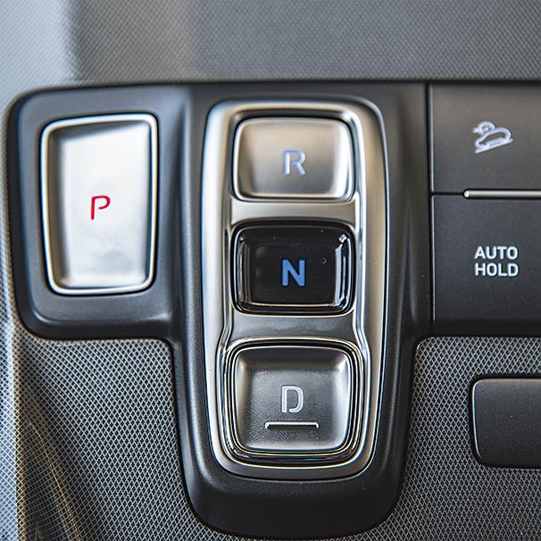 檔位切换採取按键设计。（陈大任摄）