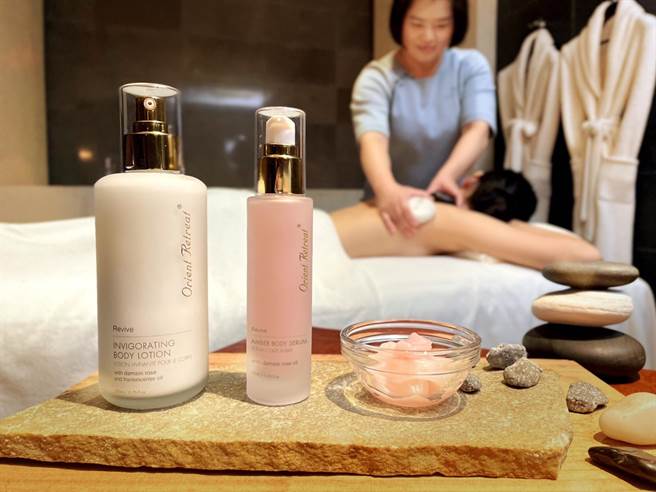  2021青春活泉矿石按摩产品。（登琪尔提供）