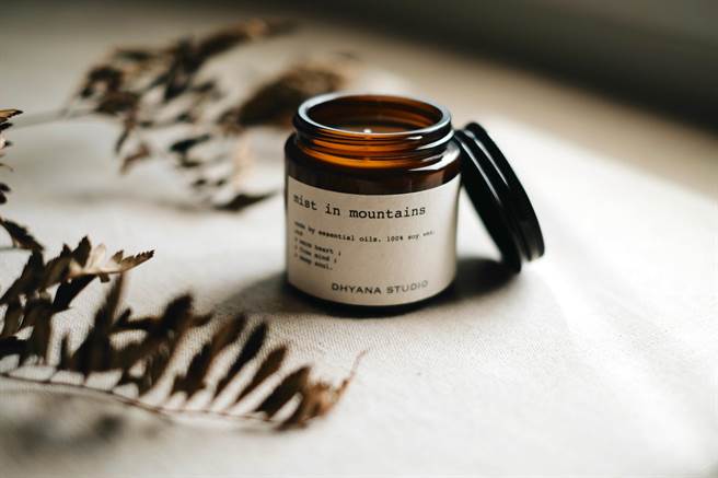 Dhyana studio山间薄雾 香氛蜡烛， 520元起。（Pinkoi 提供）