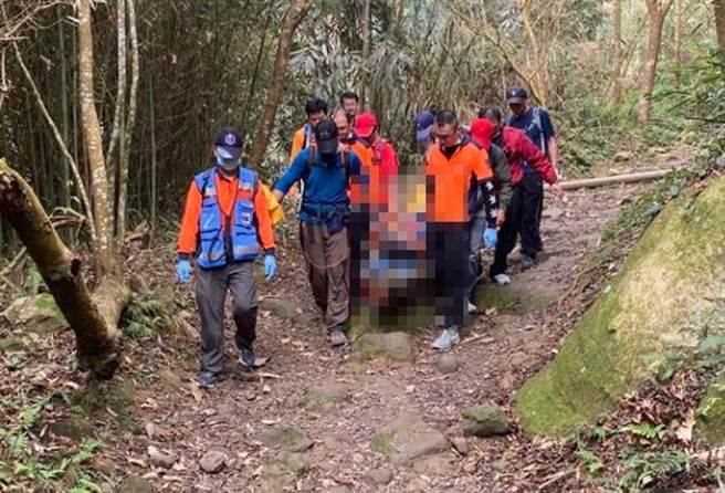 台南市政府消防局统计于今年初到9月底，大冻山已发生11件登山意外，其中2件为到院前心肺功能停止（OHCA）案件。（读者提供／张毓翎台南传真）