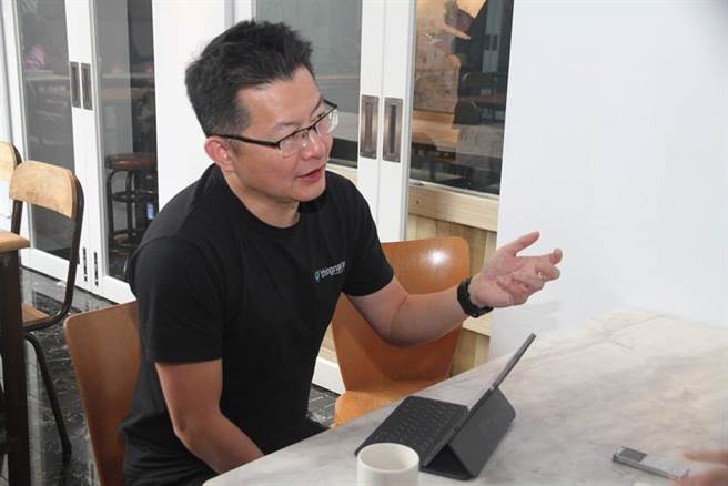 thingnario 共同創辦人台大資工系教授徐宏民。（圖／台大創創中心）
