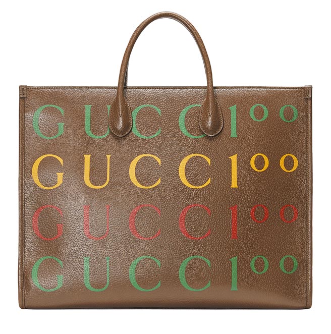 GUCCI百年庆Centennial棕色LOGO肩背手提包，8万3700元。（GUCCI提供）