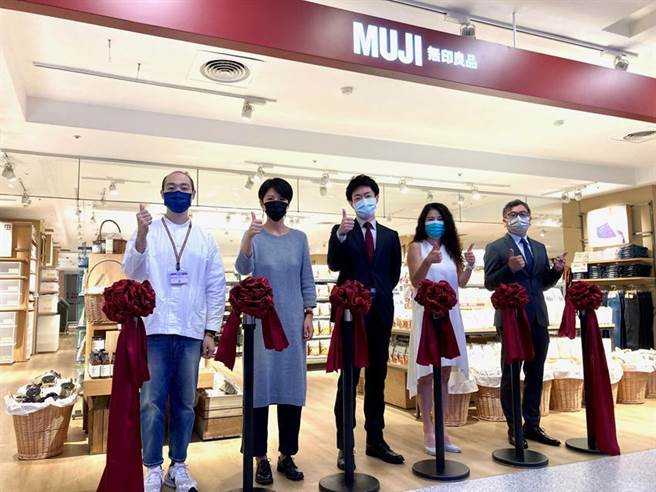 （MUJI无印良品比漾店13日改装重开幕，原180坪扩大至200坪。图／李丽满）