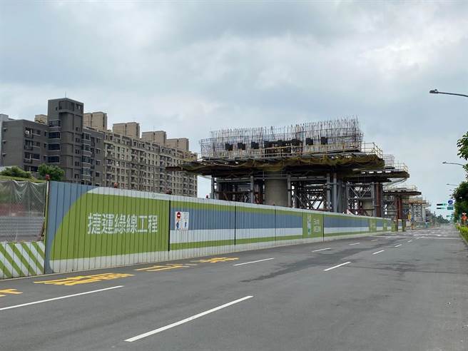 桃园首条自建的捷运绿线最后一个标案GC04标，将于今年底公开招标，有G15至G18等4座高架车站，全长约6公里，两侧分别是产专区及住宅区，预计明年4月开工、2028年底完工。（蔡依珍摄）