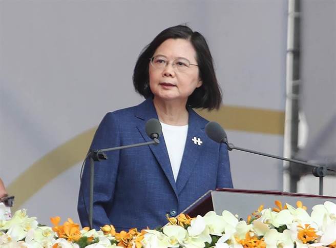 民进党宪改小组讨论下届正副总统任期缩短2028年2月29日止。（资料照/郑任南摄）