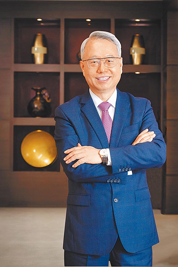 上海商银总经理林志宏说明该行的核心目标是提供客户满意的客户体验。图／公司提供