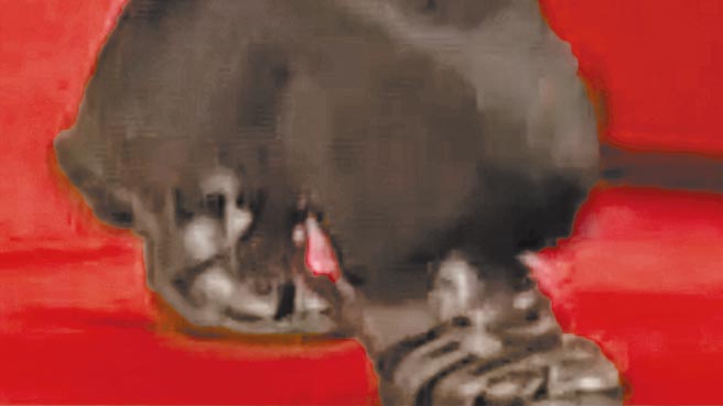 朝鲜劳动党10日举行76周年党庆，最高领导人金正恩穿「凉鞋」入场，再度引发外界关注他的健康状况。（摘自朝中社官网）