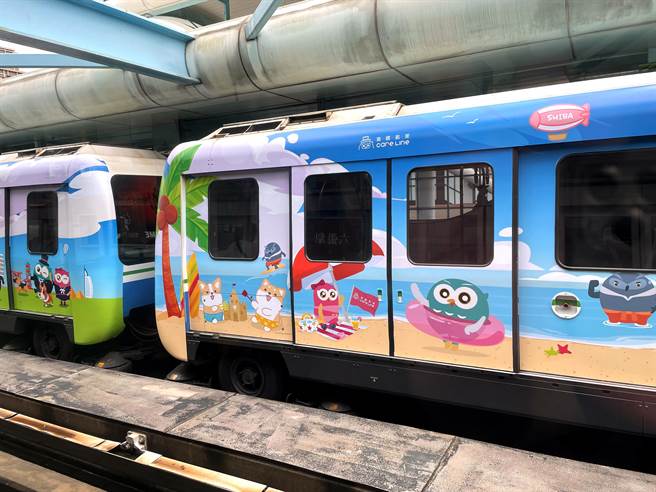 保險業者在台北捷運的文湖線和淡水信義線打造專屬吉祥物彩繪列車。（業者提供／林良齊台北傳真）