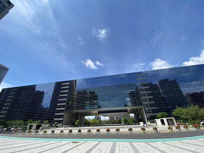 台中市府社會局表示，這名疑勒斃過動孫子的阿嬤，曾因獨留孫子在家，而接受親職教育處分。（盧金足攝）