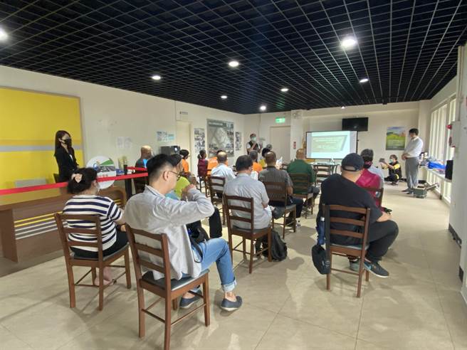 台中市观光旅游局举办大甲铁砧山招商前说明会，多家企业出席表达投资意愿。（台中市观旅局提供／王文吉台中传真）