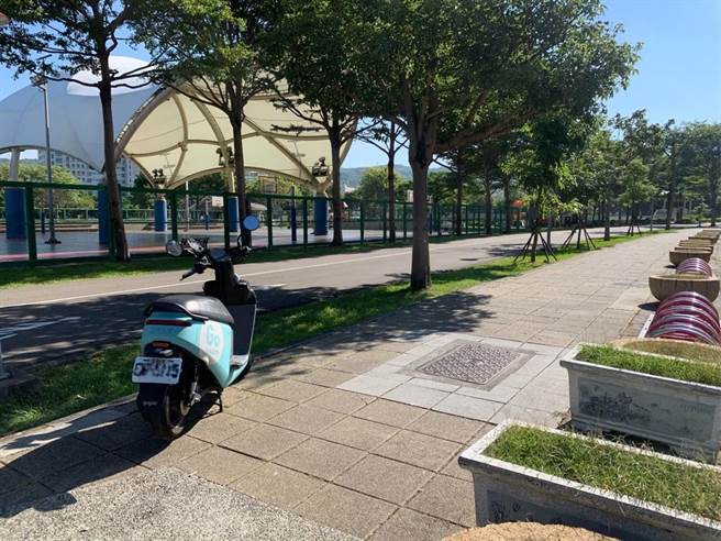 共享汽机车在近年蔚为风潮，却也延伸出严重违停、酒驾及无照驾驶等乱象。（资料照，蔡依珍摄）