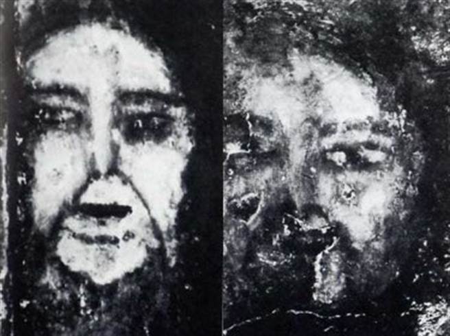 西班牙一处住宅的地板，从1971年开始就不断冒出人脸，至今找不出背后原因。(图/翻摄自推特)