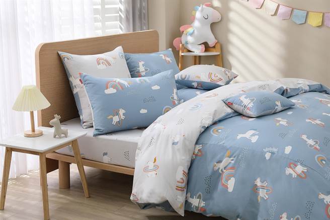 远东集团旗下东妮寝饰、LA MODE寝饰、CHARISMA寝饰周年庆开打，推出单日消费满1万抵1000元，并强打5倍券优惠共祭出上千万回馈等抢5倍券商机。（远东集团提供）