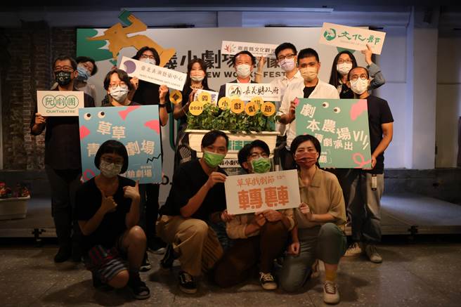 嘉義小劇場戲劇節今年推出3部風格不同的新創劇本讀劇作品，包括編劇林品翰與作曲家吳子齊合創的音樂劇《動物們的限時動態》、編劇王健任的作品《那棟鬧鬼的透天厝》，以及今年才剛拿下傳藝金曲獎最佳編劇大獎的陳健星，作品《雲夢幻遊》也將以讀劇方式發表。（阮劇團提供）