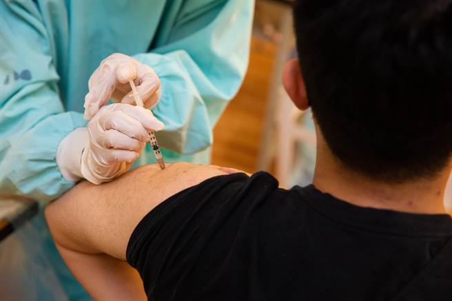 台中市已接种第1剂新冠肺炎疫苗为1,698,785人（读者提供／张妍溱台中传真）