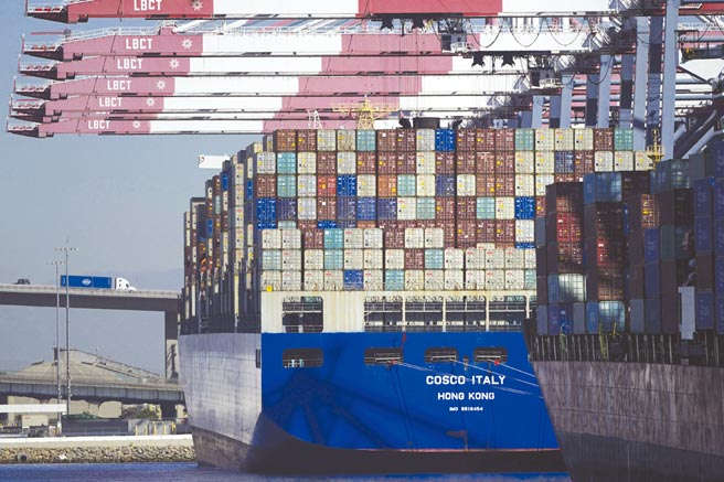 穆迪警告全球供应链危机未来仍旧「乌云罩顶」。图／美联社