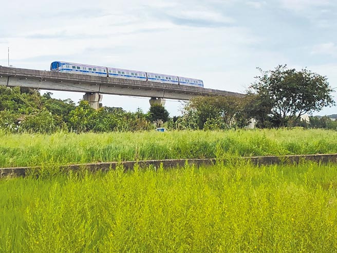 桃园捷运公司30亿资本额仅剩3亿多，面对疫情还看不到终点，预计再借15亿元。（蔡依珍摄）