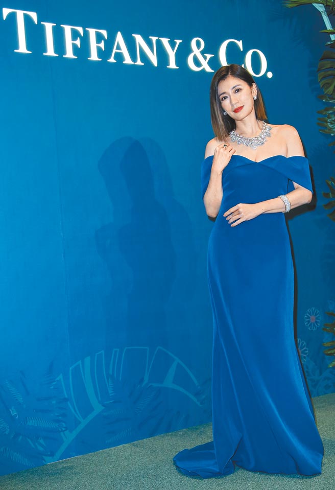贾静雯受邀出席TIFFANY珠宝展，喊话老公「不要有压力」。（陈俊吉摄）