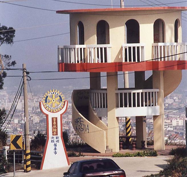 社會9點檔 苗栗最陰扶輪亭獨臂女狂纏 找左手 暗藏恐怖命案 社會 中時新聞網