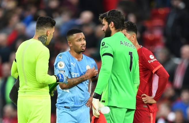 艾德森、热苏斯 等南美洲籍球员因舟车劳顿本周可能不会上阵（图片来源︰达志影像）