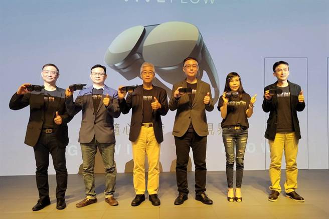 宏達電今日發表全新概念產品－VIVE Flow，看好銷量突破過往。（黃琮淵攝）