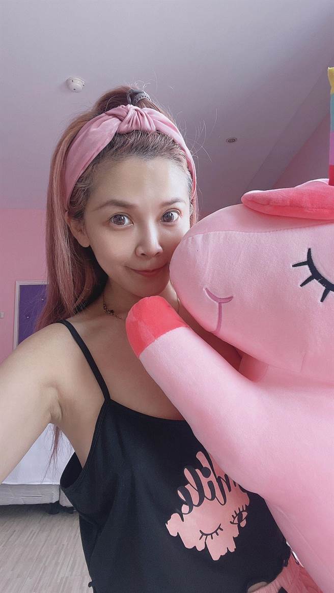 DJ圓圓先前歷經超過一個月的隔離生活。（圓圓本人提供）