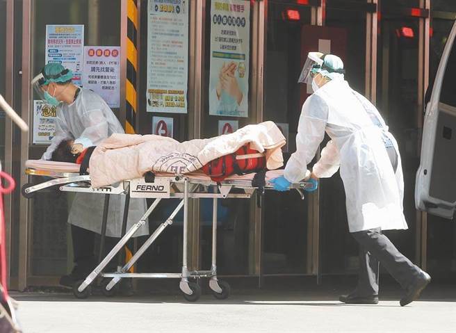 「勤发医用液态氧气」多用于重症病患，包括呼吸困难的新冠肺炎感染者。（资料照/粘耿豪摄）