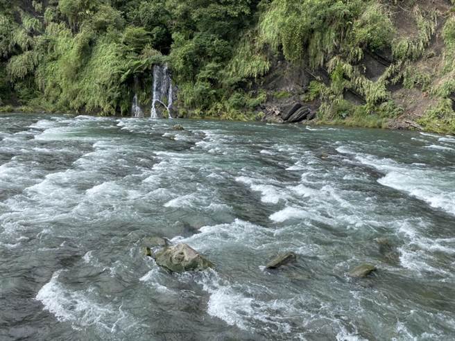 新北市坪林区公所为推广坪林之美，举办「110 年坪林之美摄影比赛」，收件日期至今年10月31日止。（坪林区长周庆珍提供）