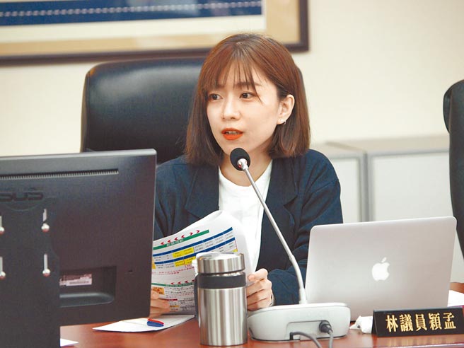 台北市议员林颖孟14日再爆，北市又有第2家医院登录注射过期疫苗。（摘自林颖孟 台北市议员脸书／张颖齐台北传真）