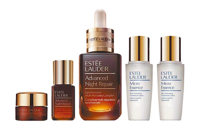 比漾广场「ESTEE LAUDER NO.1修护精华水润组」，独家加赠微分子肌底原生露15ml，价值5659元、特价3555元，限量30组。（比漾广场提供）