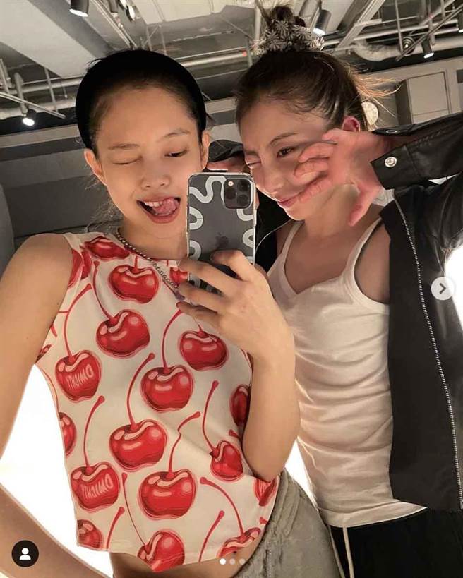 BLACKPINK Jennie之前的自拍照也被翻出。（翻攝自其IG）