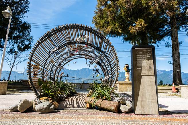 梨山地景艺术节作品「鱼·筌满满」目前于梨山文物陈列馆展出。（参山处提供／王文吉台中传真）