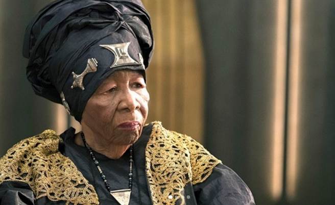 美国资深女演员桃乐丝史蒂尔（Dorothy Steel）因电影《黑豹》爆红，原已投入续集拍摄工作，但昨（15）日惊传病逝家中，享耆寿95岁。(图/ 摘自IG)