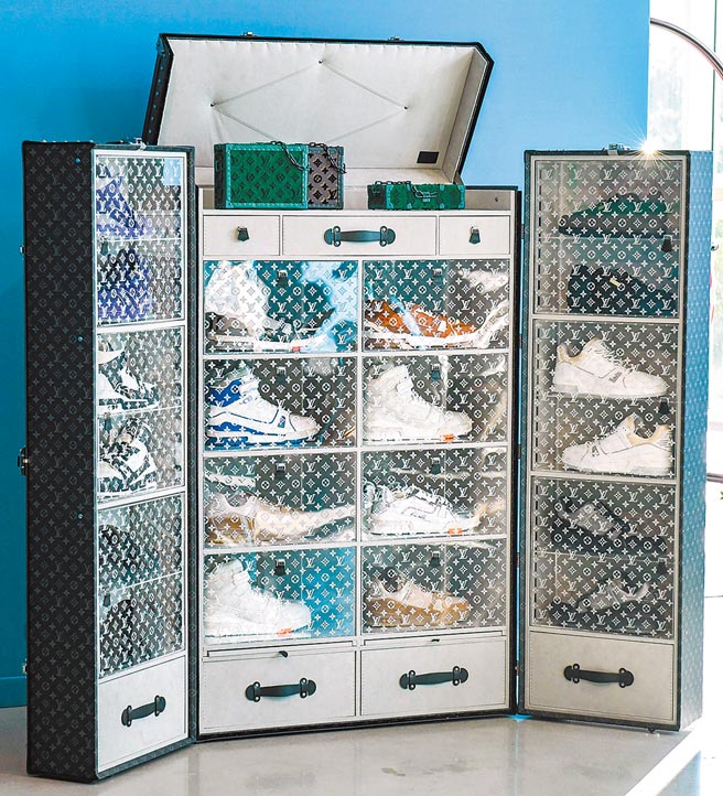 LV球鞋旅行箱和球鞋收纳箱在台初登场。图／LV提供