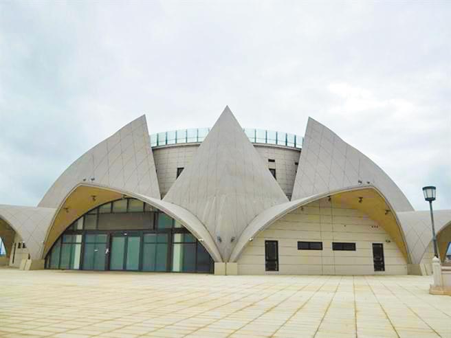 大安妈祖文化园区有基座无妈祖已长达4年，如今神像终于有着落。	（陈淑娥摄）