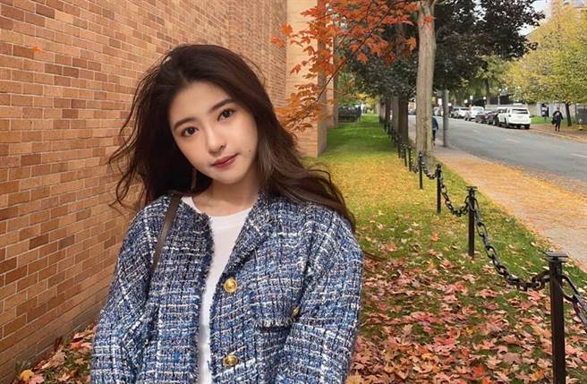 余皓然曬韓菲仙氣美照。（圖／取材自王中平和余皓然愛的小屋臉書）