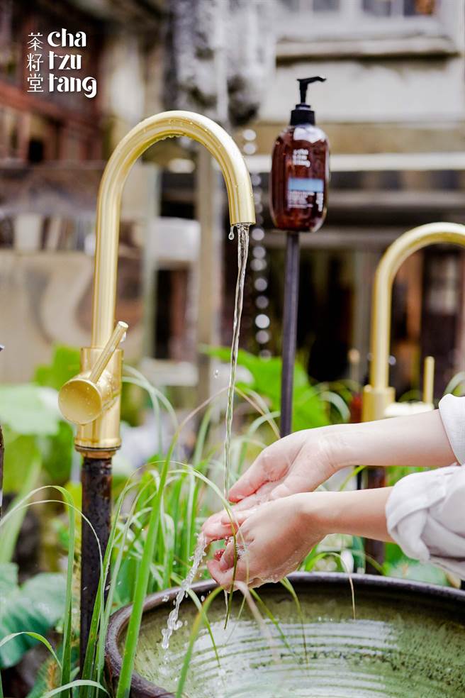 茶籽堂现场准备Urban Nature四大植萃商品体验。（茶籽堂提供）