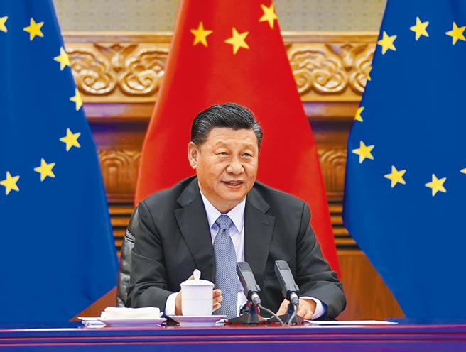 中共总书记习近平15日与欧盟理事会主席米歇尔通话。（新华社）