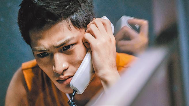 潘纲大在《该死的阿修罗》饰演男主角的好友阿兴。（希望行销提供）