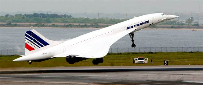 已经退役的超音速协和客机（Concorde）费时约3小时，一般喷射客机则要6到7小时。(图/路透社)