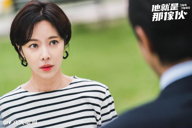 黄正音剧中面临情感上的三角习题。（八大提供）