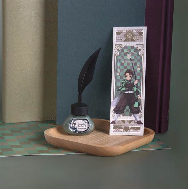 鬼灭之刃特别限定色指甲油。（信赖互动行销提供）