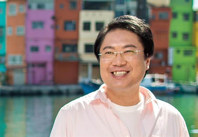 林右昌抛出基隆整併升格议题，引发讨论。（图／摘自林右昌脸书）