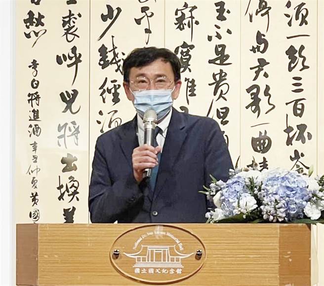 民进党立委黄国书坦承当过政治线民。（翻摄黄国书脸书／陈世宗台中传真）