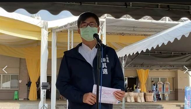 外传城中城大火罹难者新增3人，高市长陈其迈今（19）日说是错误的讯息。（石秀华摄）