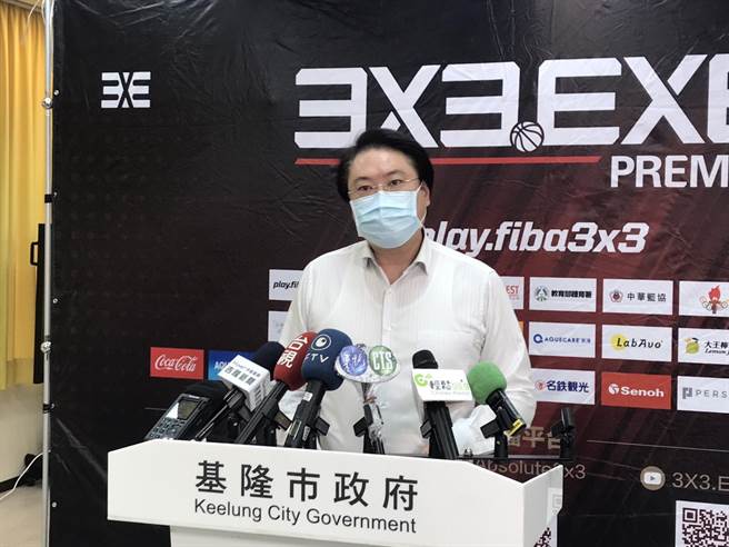 基隆市长林右昌表示，行政区画分就是要选举说，平常谈根本没人听。（陈彩玲摄）